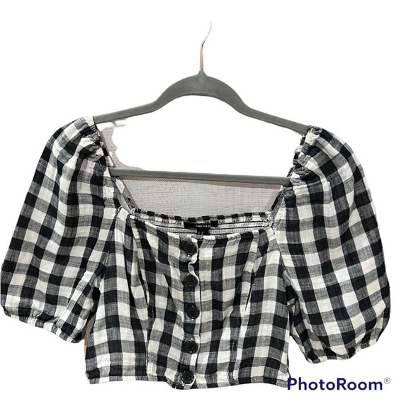 crop top from forever 21 ,button front size,M - Picture 1 of 4